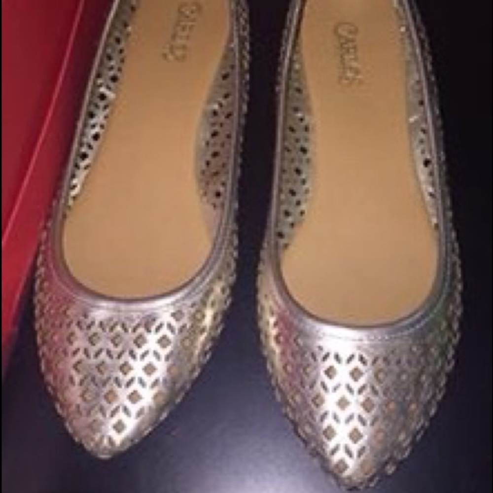 Metallic flats